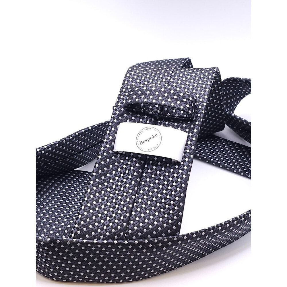 Bespoke New York Black & White Polka Dot Pattern Men's Neck Tie - Picture 5 of 13